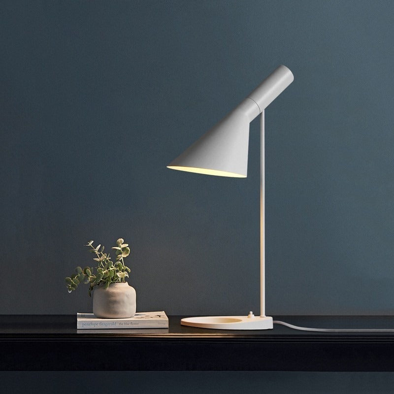 Lampe de table Design - Style AJ Mini